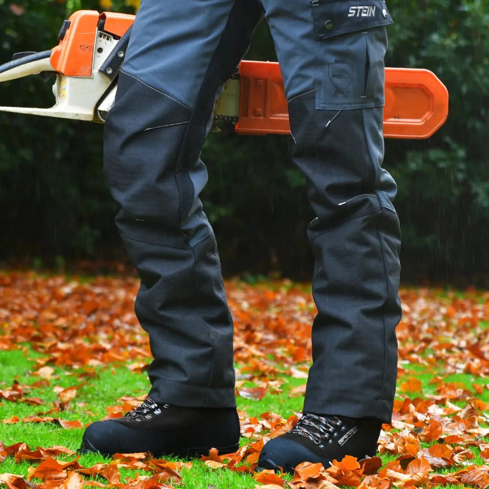 Stein Defender MAX V2 Chainsaw Boots - Black