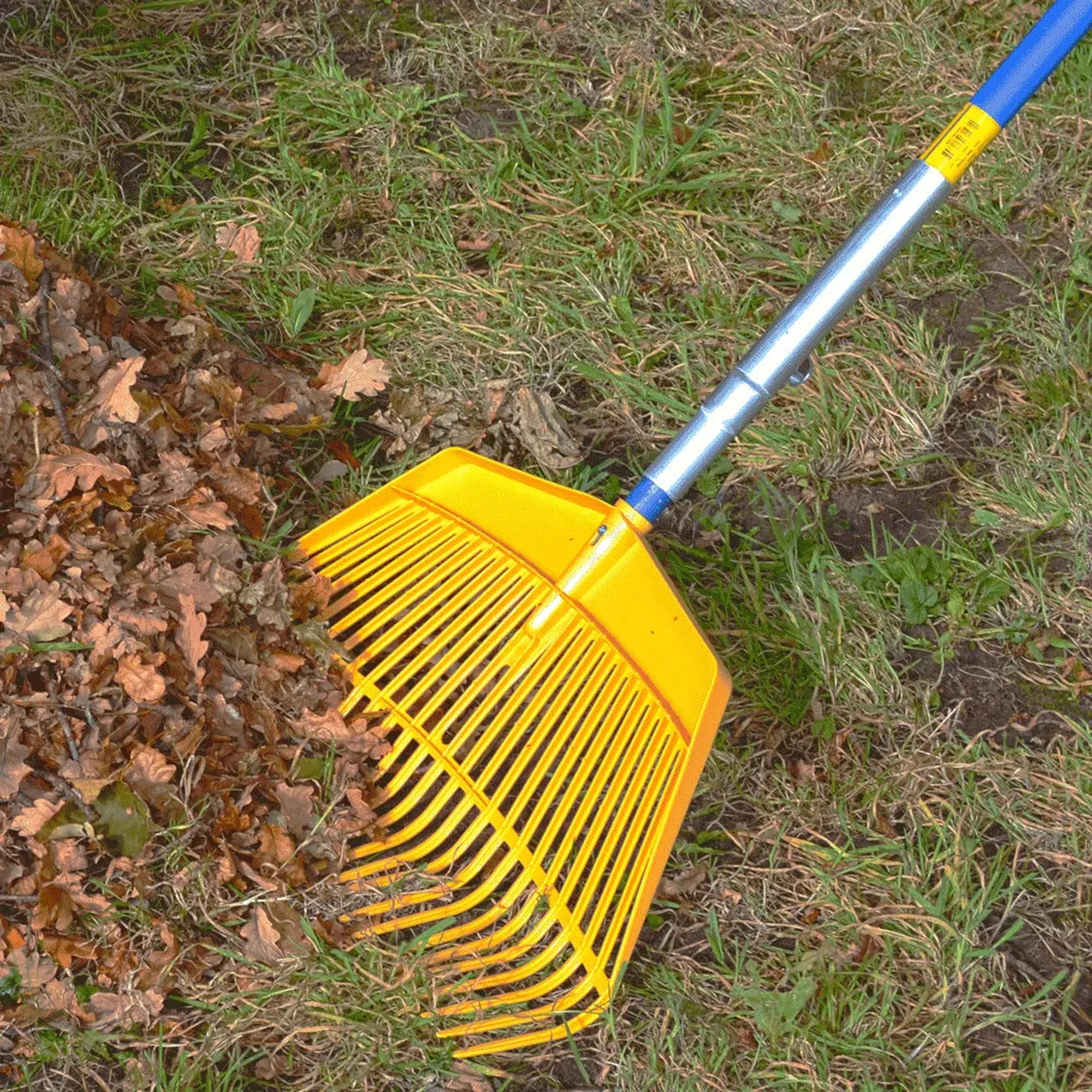 Stein MPS 2-in-1 Plastic Debris Rake Attachment