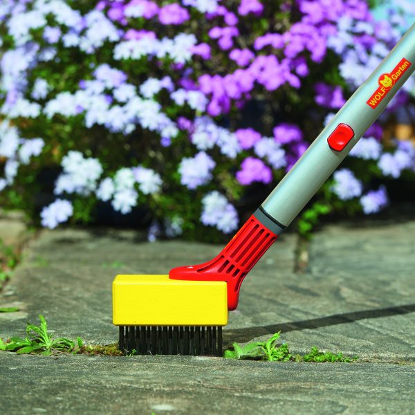 Wolf Garten multi-change® Weeding Brush - Image 2