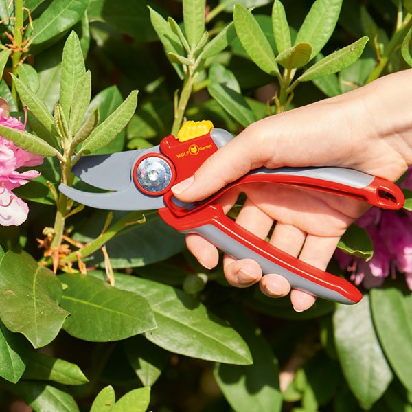 Wolf Garten Premium Plus Bypass Secateurs - Image 2