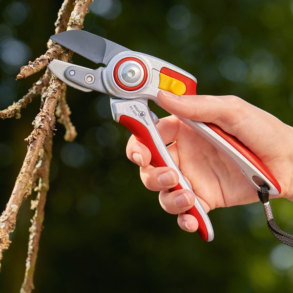 Wolf Garten Professional Anvil Aluminium Secateurs - Image 2
