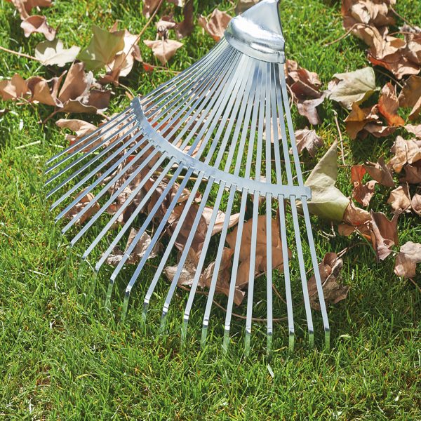 Wolf Garten multi-change® Springtine Rake - Image 2